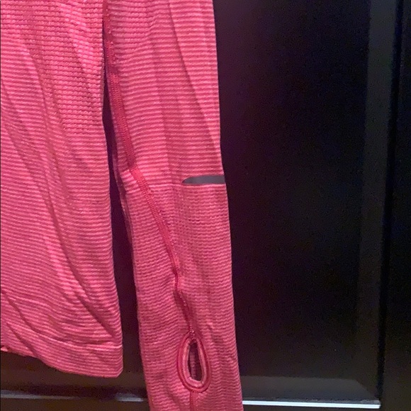 Lululemon Outrun 1/2 Zip - Picture 3 of 6